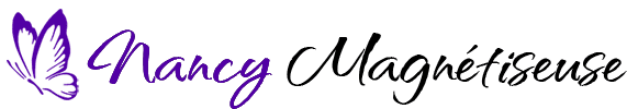 Logo de Nancy Magnétiseuse avec un papillon et le texte Nancy Magnétiseuse.